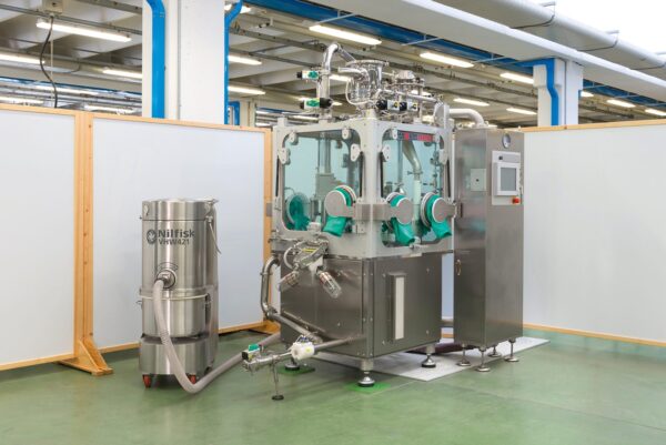 Aspirator industrial - industria alimentara si farmaceutica - container 25L - putere 1.5kW - VHW321 LC 5PP - Nilfisk